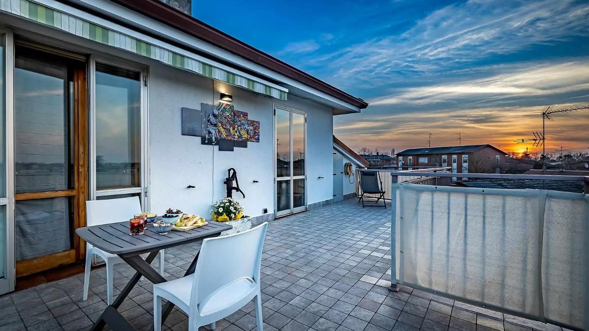 Il Terrazzo Sul Tramonto Apartment Bastiglia Italy